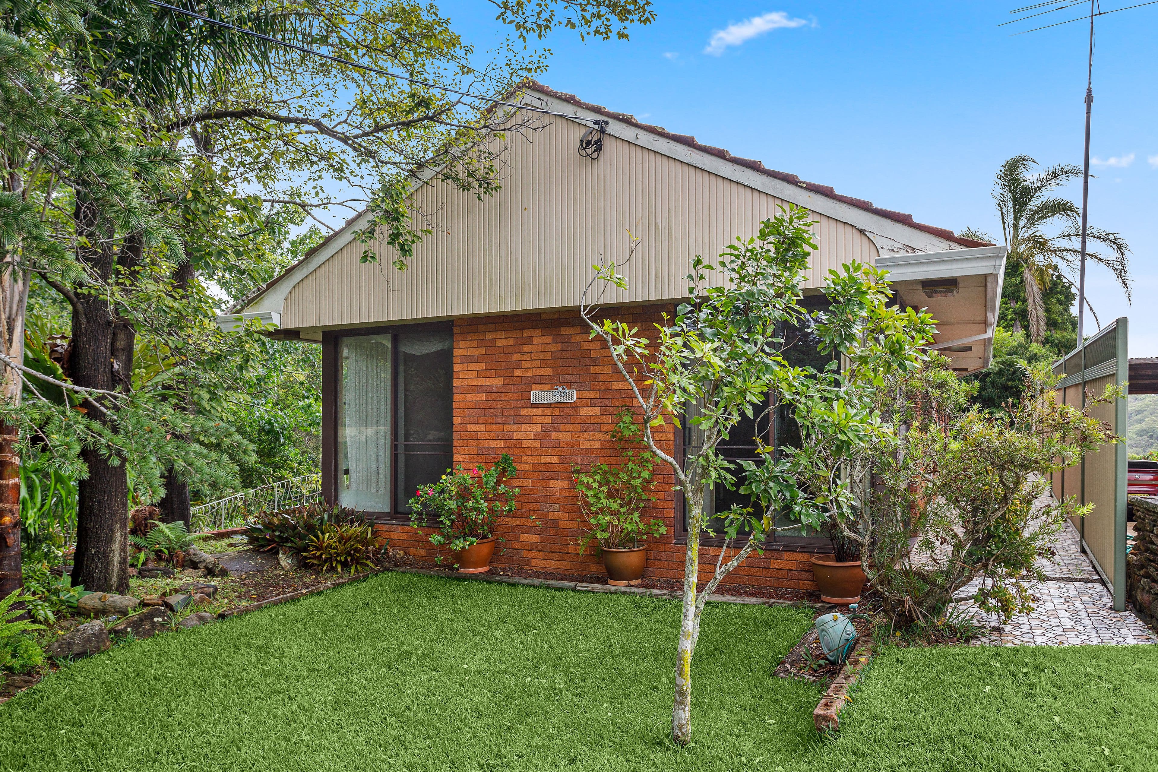 29 Moons Avenue, Lugarno NSW 2210, Lugarno - Thumbnail 3