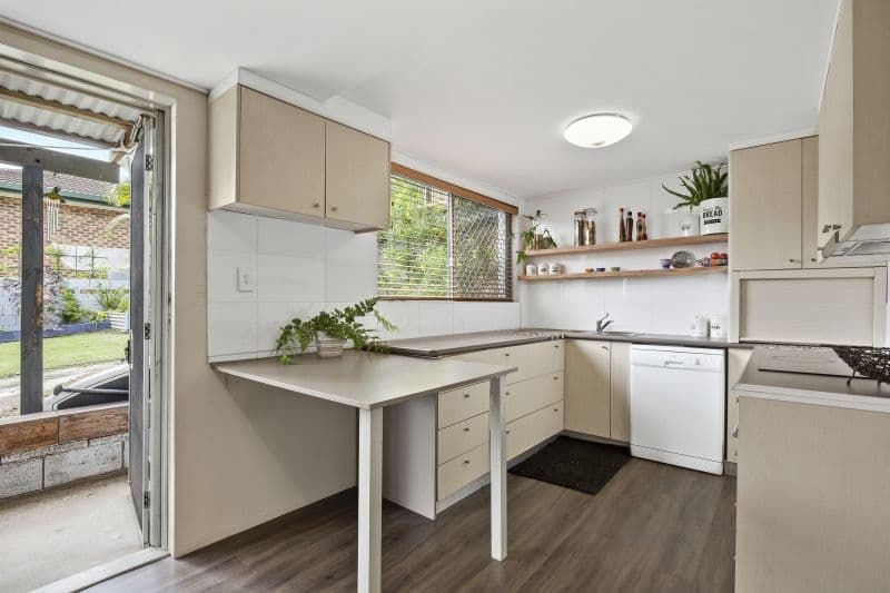 7 Arthur Street, Biggera Waters QLD 4216, Biggera Waters - Thumbnail 5