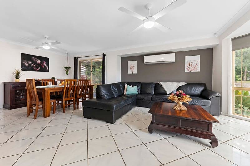 16 Orchid Place, Springfield - Thumbnail 2