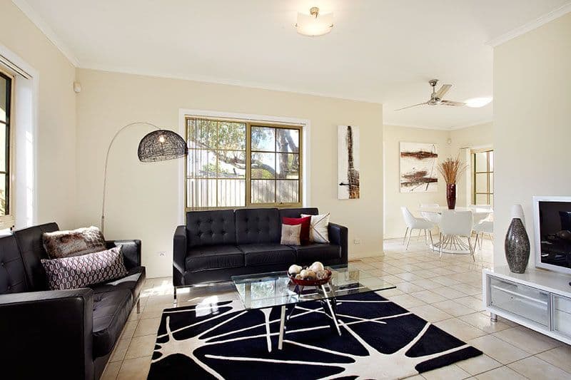 14 Whitelaw Street, RESERVOIR VIC 3073, Reservoir - Thumbnail 3