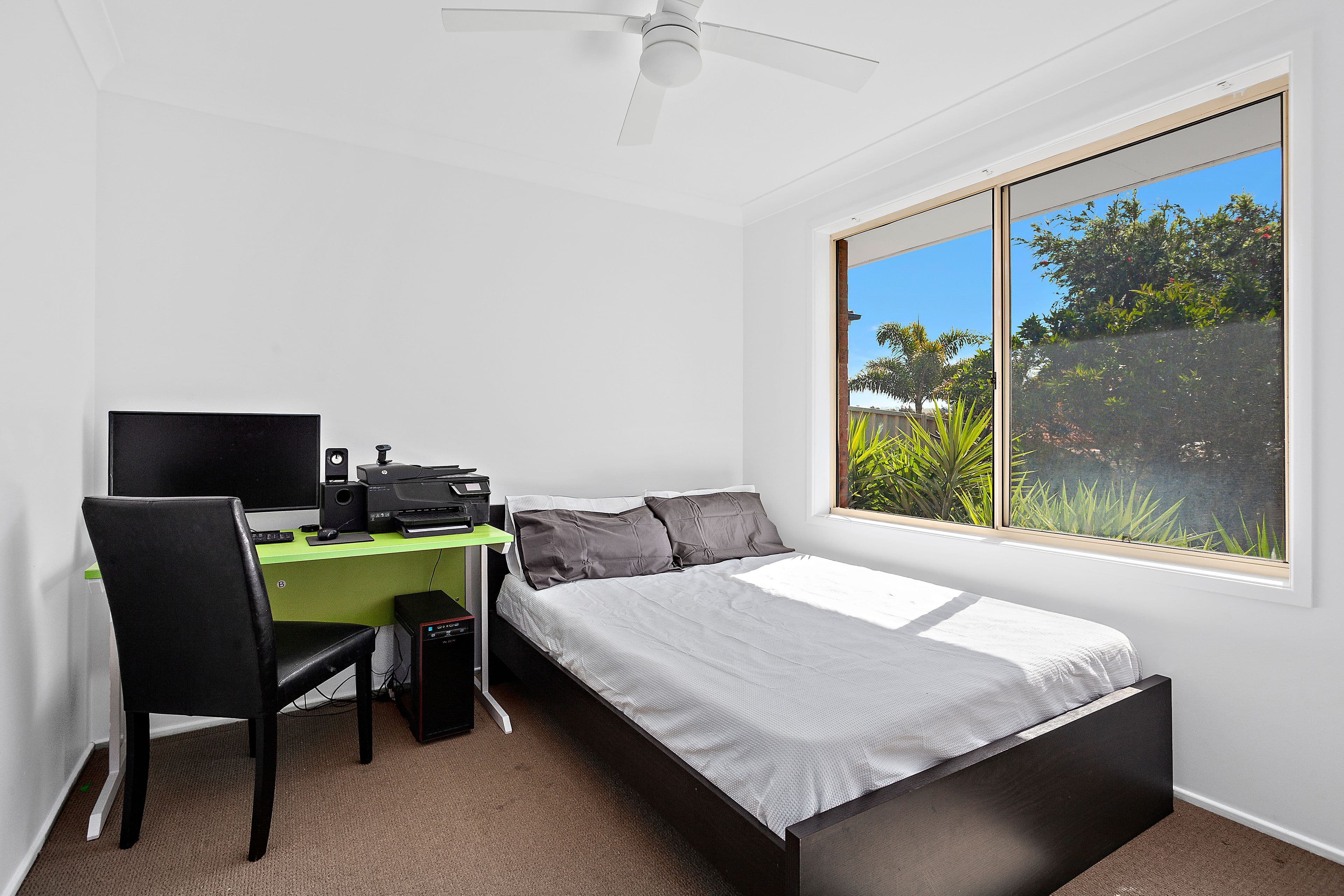 45 Eucumbene Avenue, Flinders - Thumbnail 7