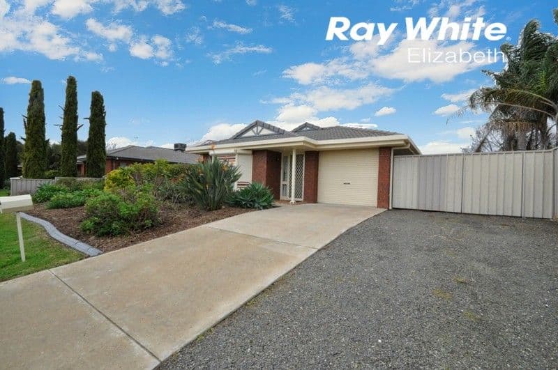 10 Needlewood Court, Craigmore SA 5114, Craigmore - Image 1