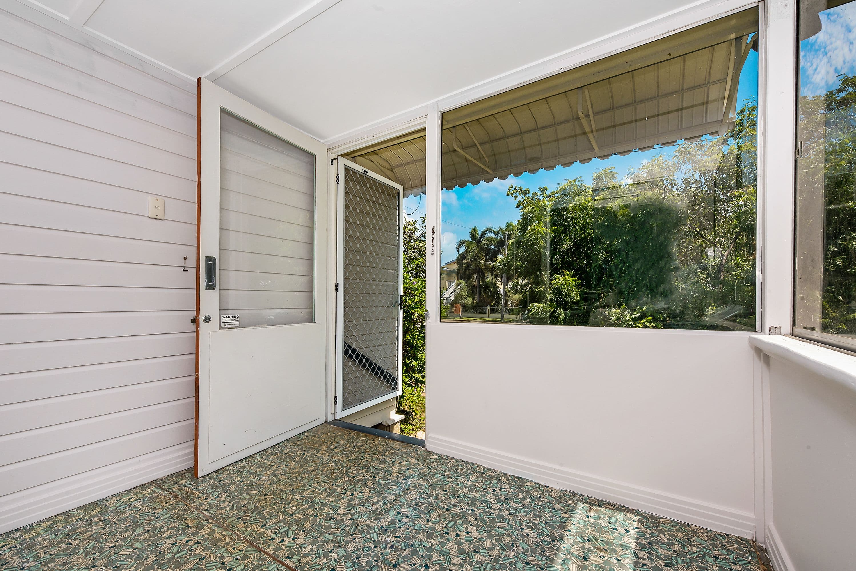 17 Stanton Street, Belgian Gardens QLD 4810, Belgian Gardens - Thumbnail 2