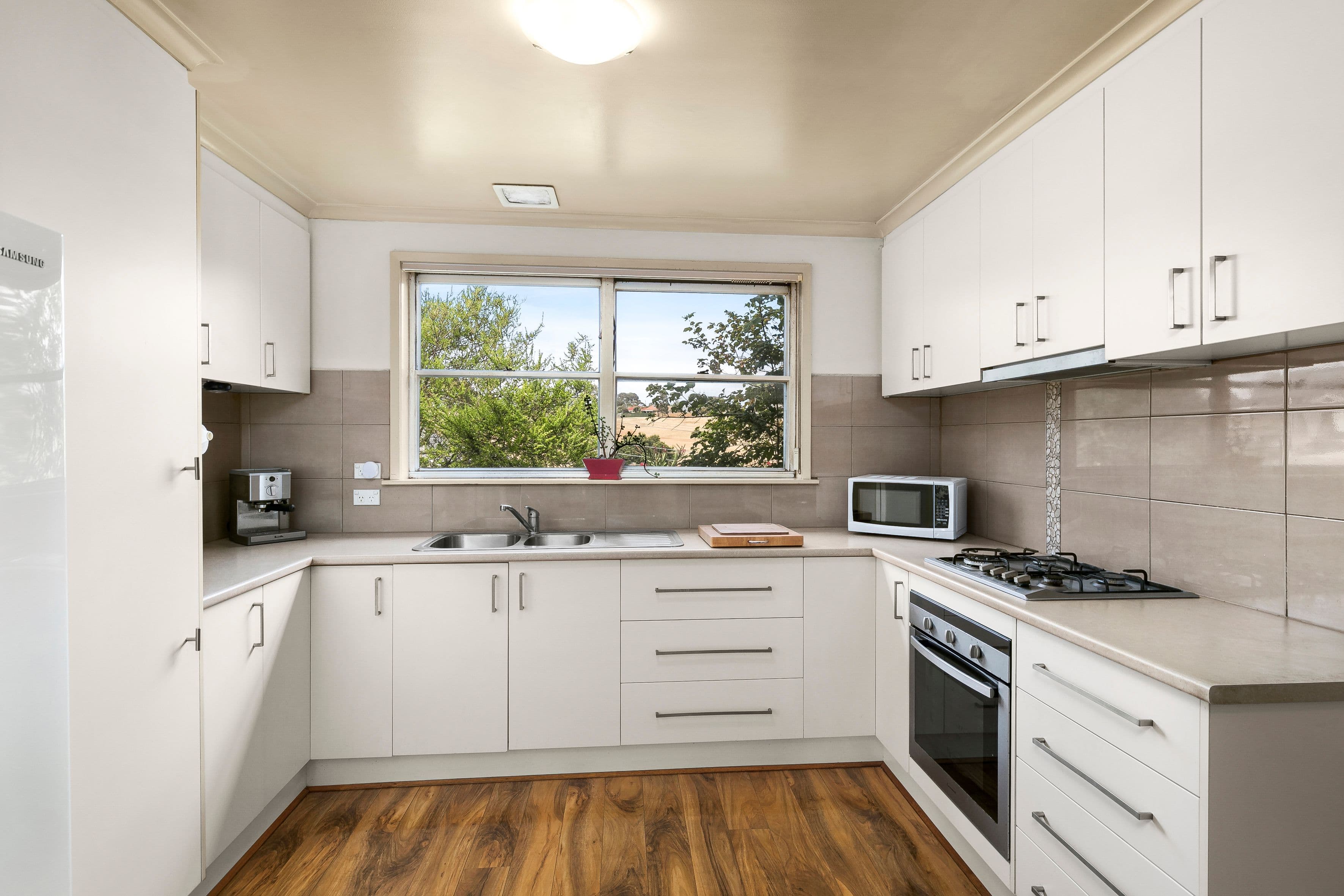 34 Lorraine Crescent, Jacana VIC 3047, Jacana - Thumbnail 3