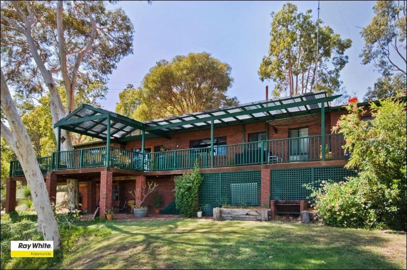 3 Prospect Crescent, KALAMUNDA WA 6076, Kalamunda - Thumbnail 2