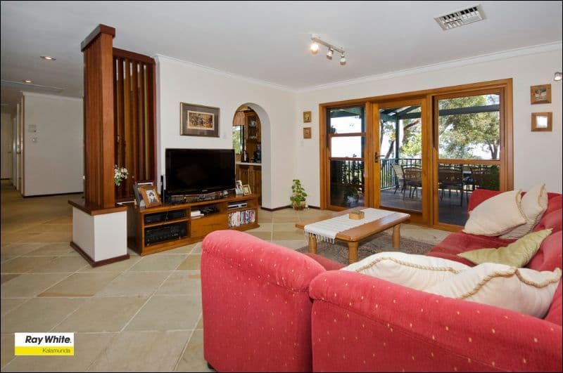 3 Prospect Crescent, KALAMUNDA WA 6076, Kalamunda - Thumbnail 8