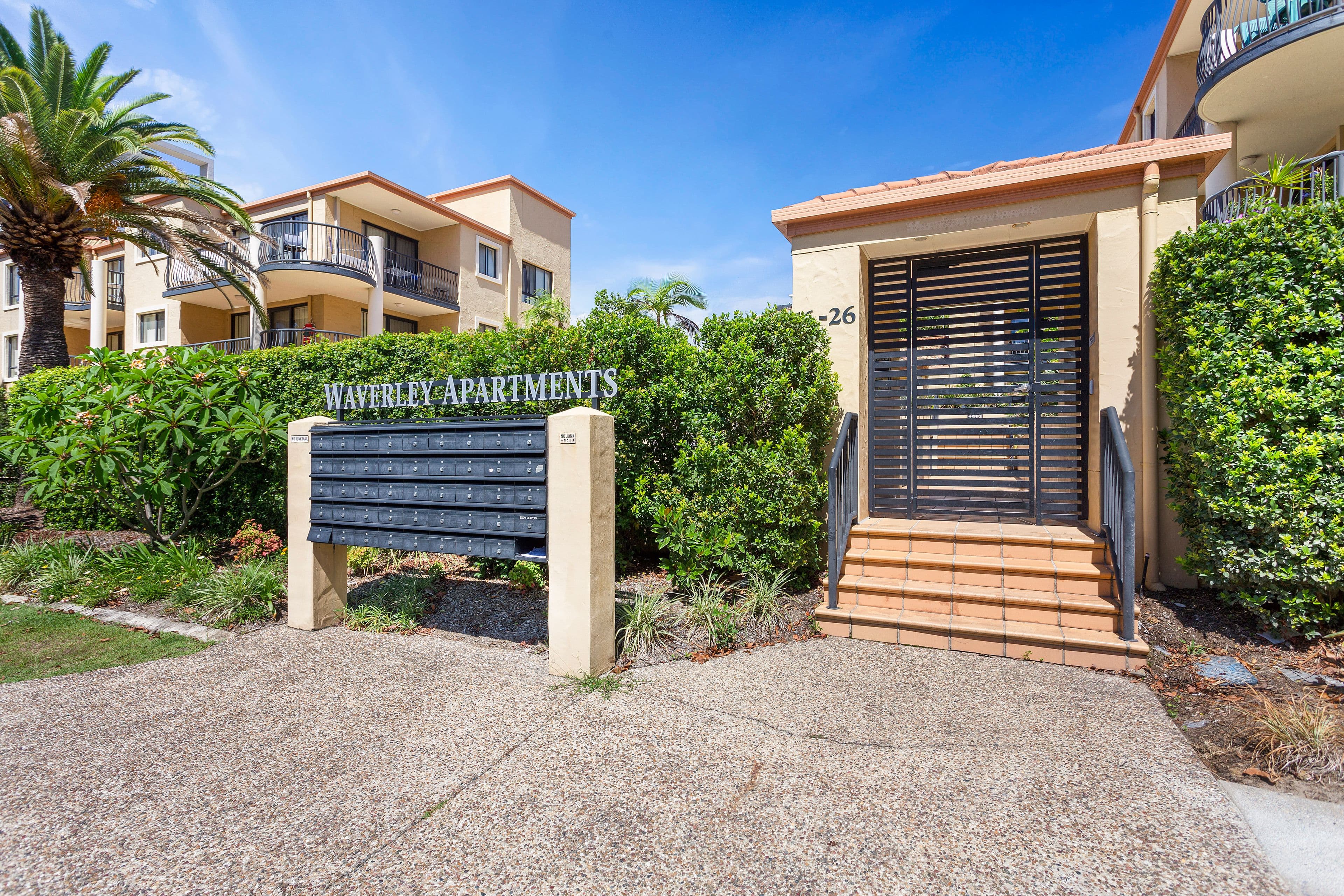 16 Waverley Street, Southport QLD 4215, Southport - Thumbnail 7