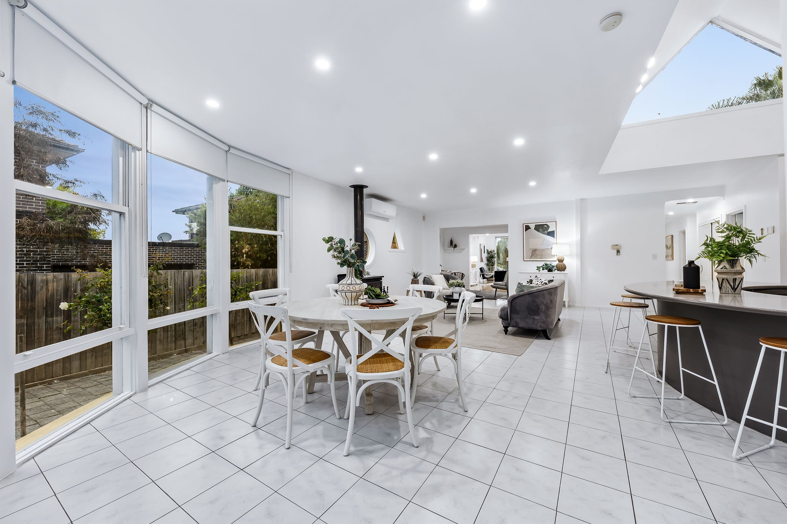 109 Tiverton Drive, Mulgrave VIC 3170, Mulgrave - Thumbnail 2