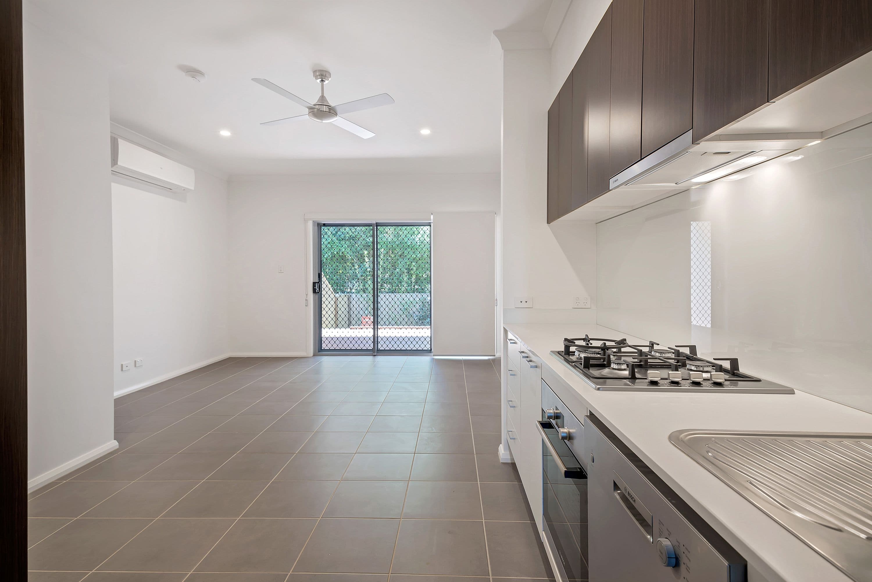 37 Azure Way, Hope Island QLD 4212, Hope Island - Thumbnail 6