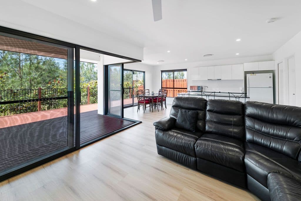 17 Sundown Circuit, Pimpama QLD 4209, Pimpama - Thumbnail 4