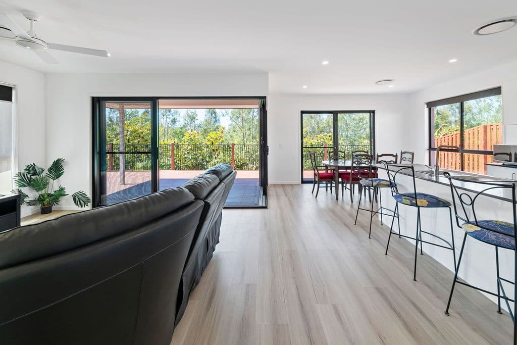 17 Sundown Circuit, Pimpama QLD 4209, Pimpama - Thumbnail 5