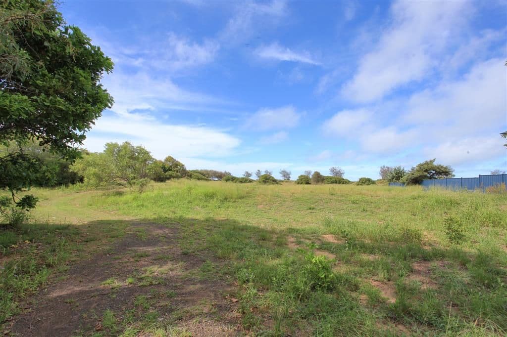 116 Sylvan Drive, MOORE PARK BEACH QLD 4670, Moore Park Beach - Thumbnail 4