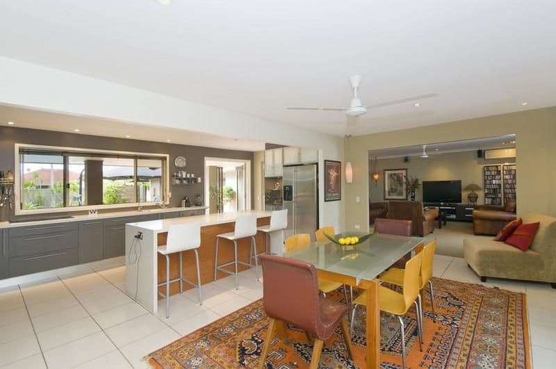 38 Avanti Street, MERMAID WATERS QLD 4218, Mermaid Waters - Image 1