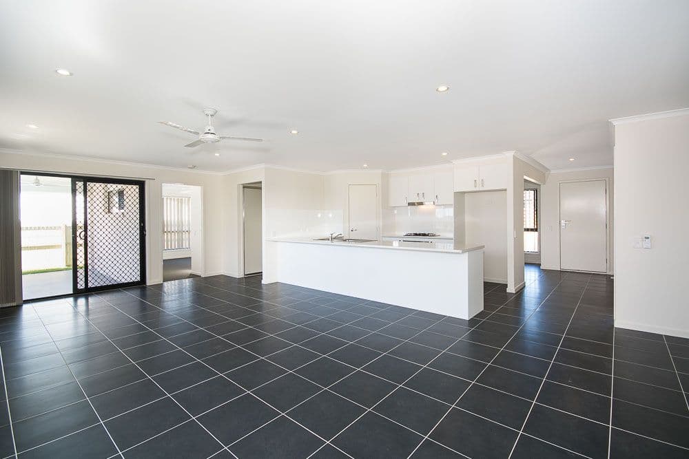 10 Valuniu Place, Boronia Heights QLD 4124, Boronia Heights - Thumbnail 3