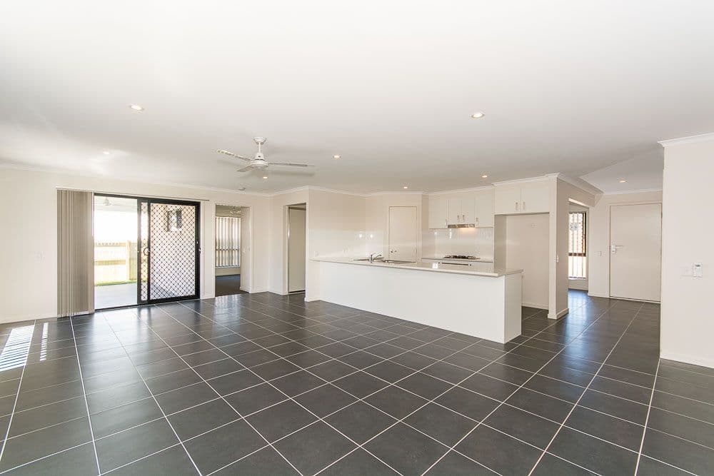 10 Valuniu Place, Boronia Heights QLD 4124, Boronia Heights - Thumbnail 4