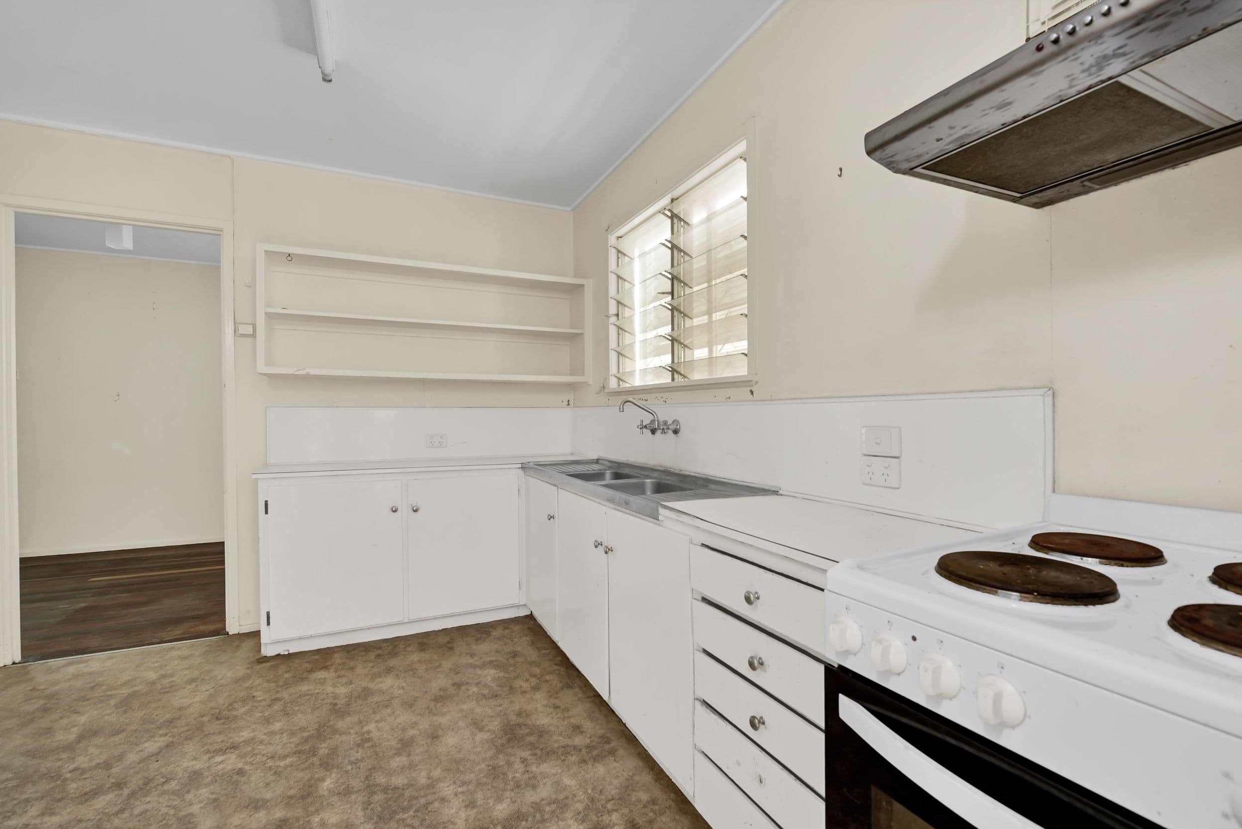 19 Boyne Crescent, West Gladstone QLD 4680, West Gladstone - Thumbnail 3