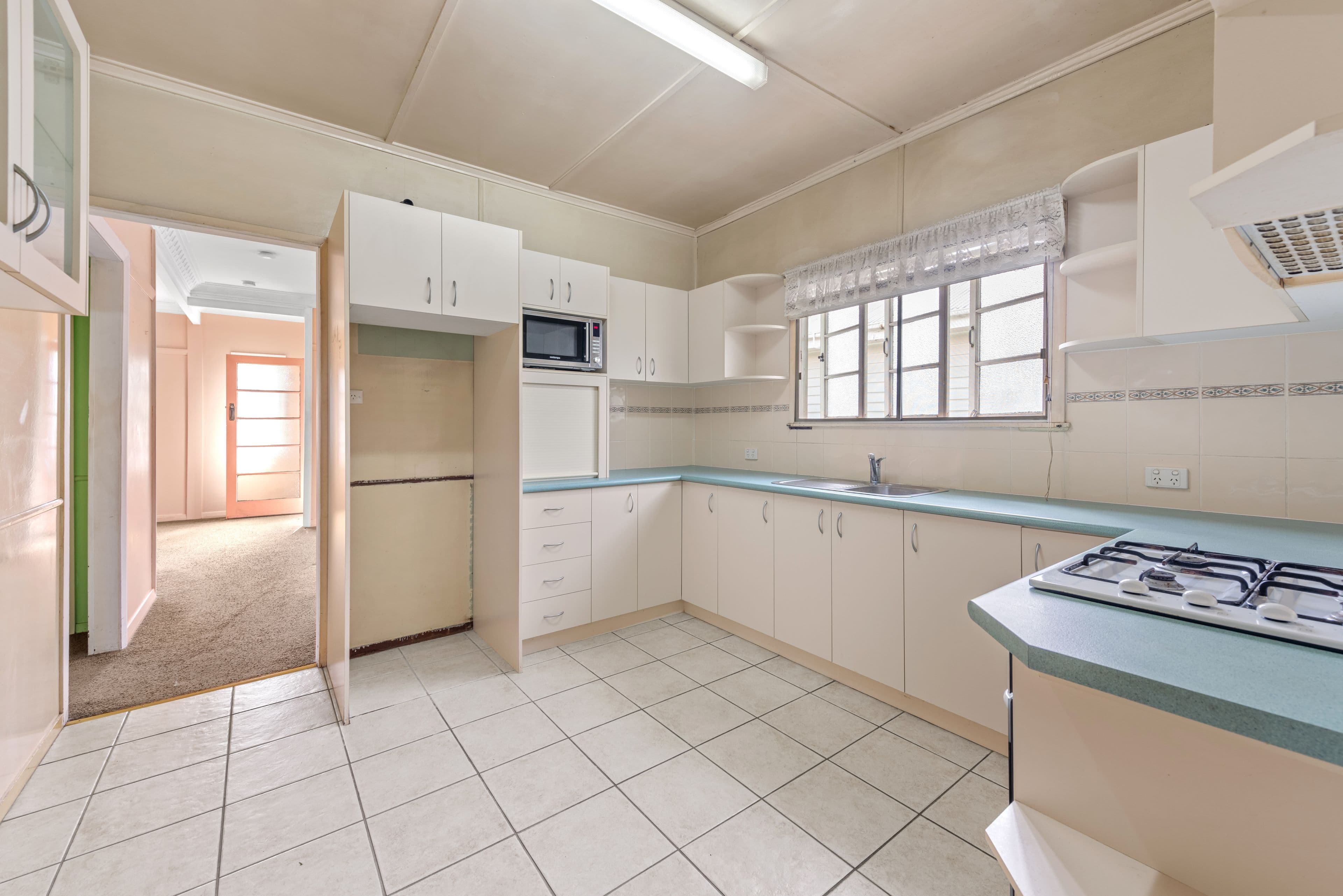 84 Pateena Street, Stafford QLD 4053, Stafford - Thumbnail 7