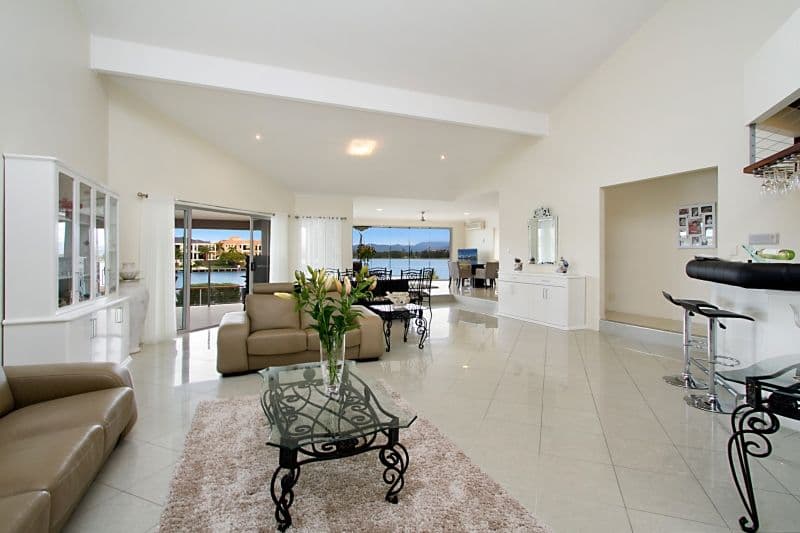 62 Montevideo Drive, Clear Island Waters QLD 4226, Clear Island Waters - Thumbnail 5