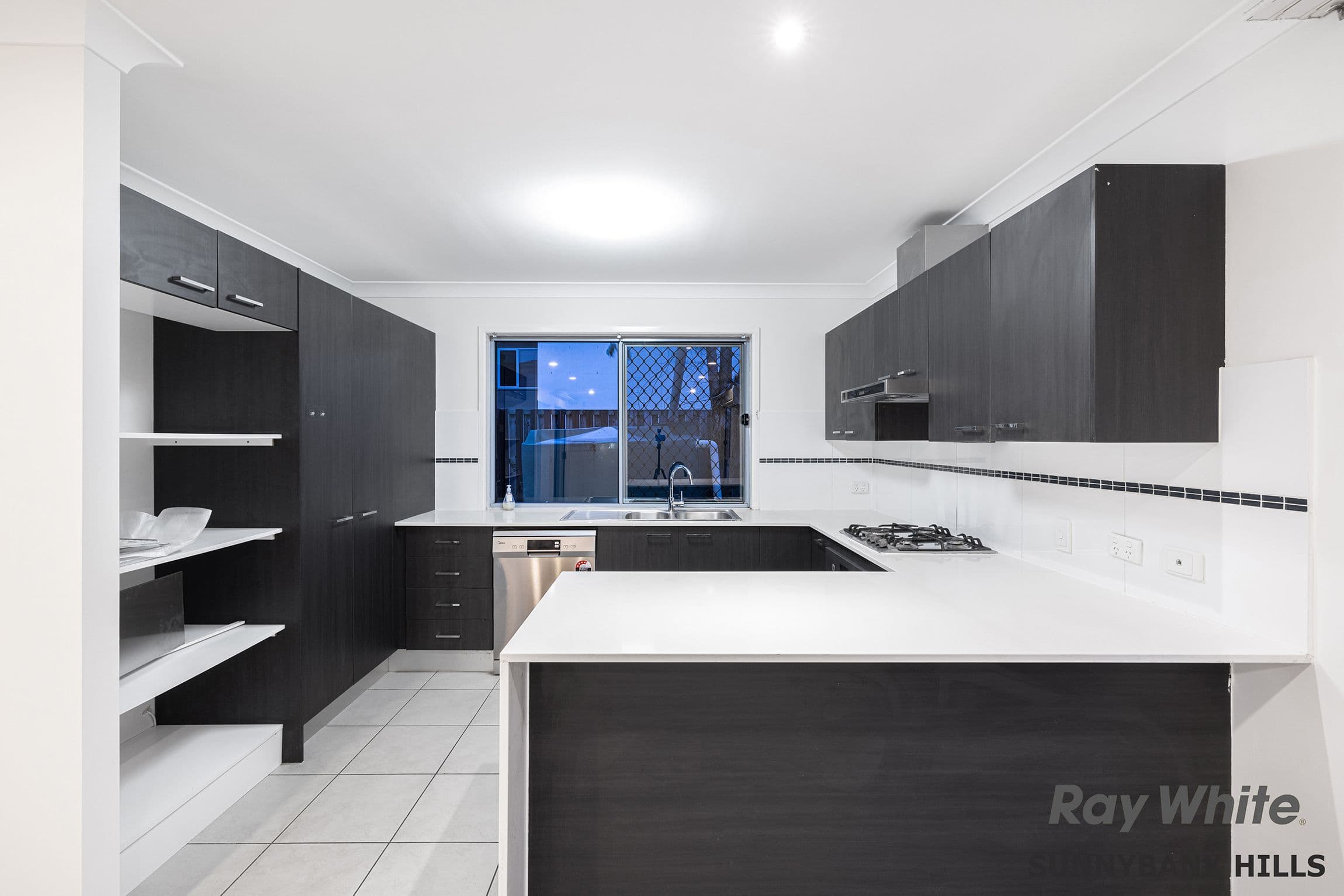 22 Kakadu Street, Parkinson QLD 4115, Parkinson - Thumbnail 7