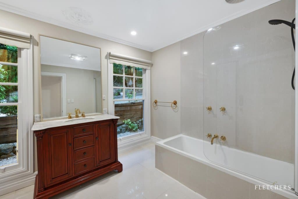 183 Belgrave Gembrook Road, Selby - Thumbnail 7