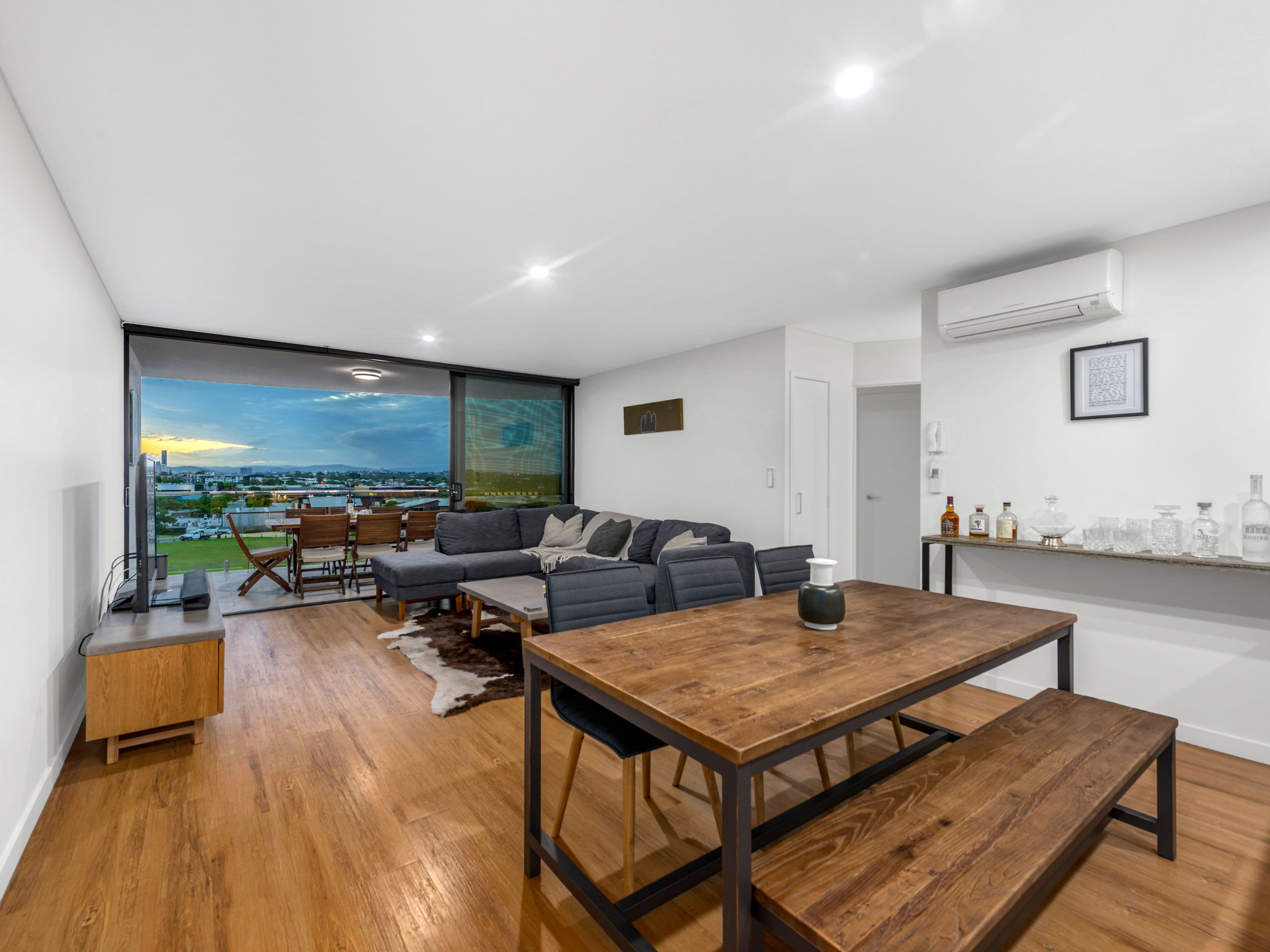 1918 Creek Road, Cannon Hill QLD 4170, Cannon Hill - Image 1