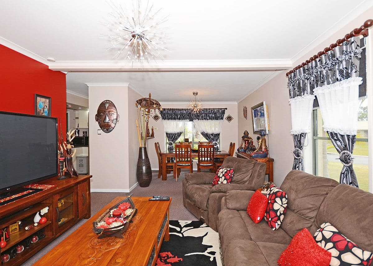 1 Whimbrel Grove, ELI WATERS QLD 4655, Eli Waters - Thumbnail 5