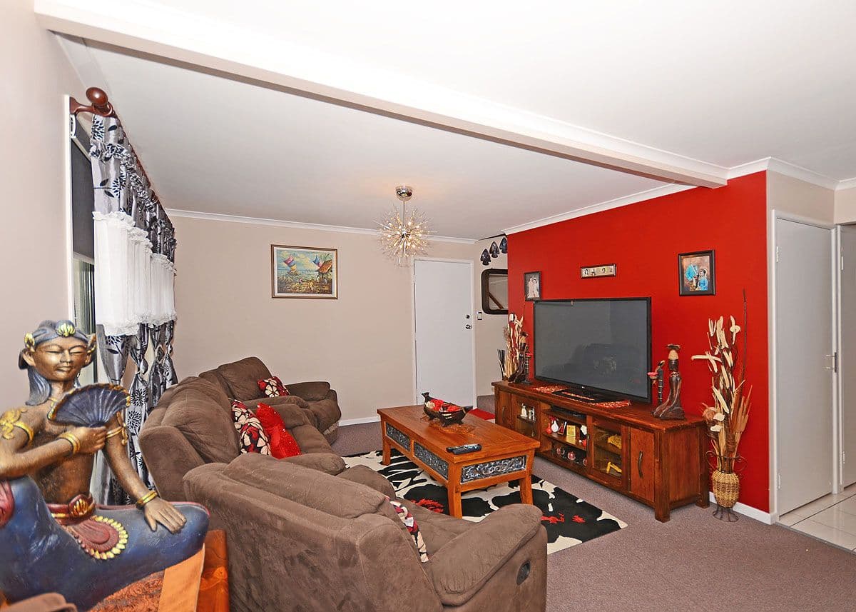 1 Whimbrel Grove, ELI WATERS QLD 4655, Eli Waters - Thumbnail 6