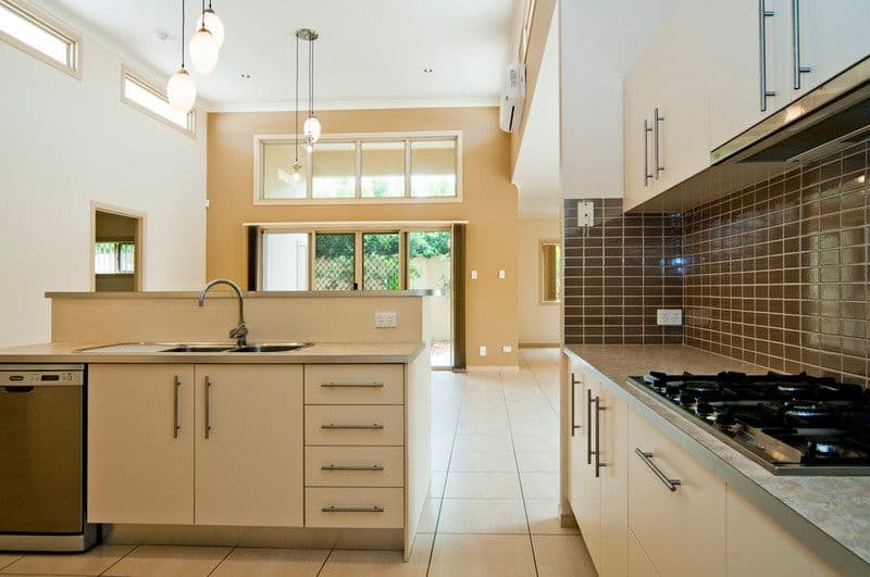 75 East Quay Drive, BIGGERA WATERS QLD 4216, Biggera Waters - Thumbnail 3