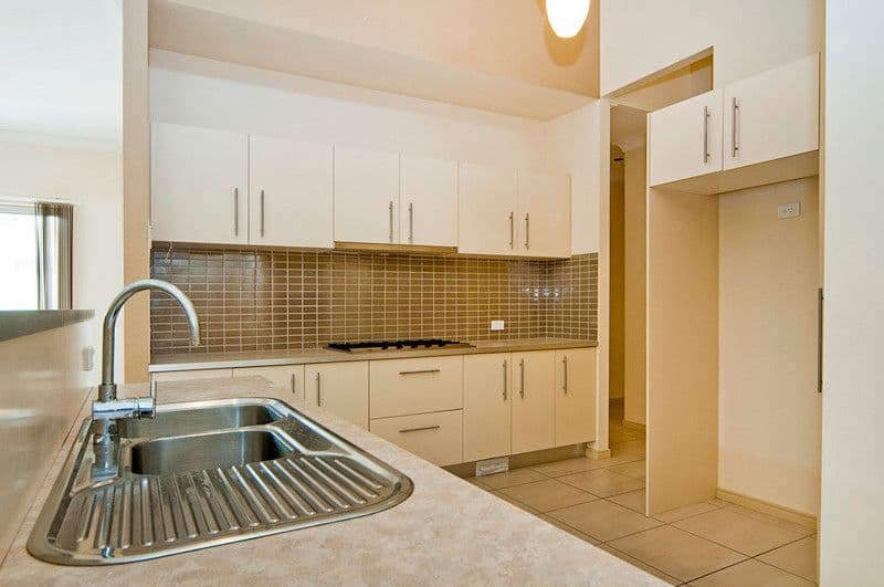 75 East Quay Drive, BIGGERA WATERS QLD 4216, Biggera Waters - Thumbnail 4