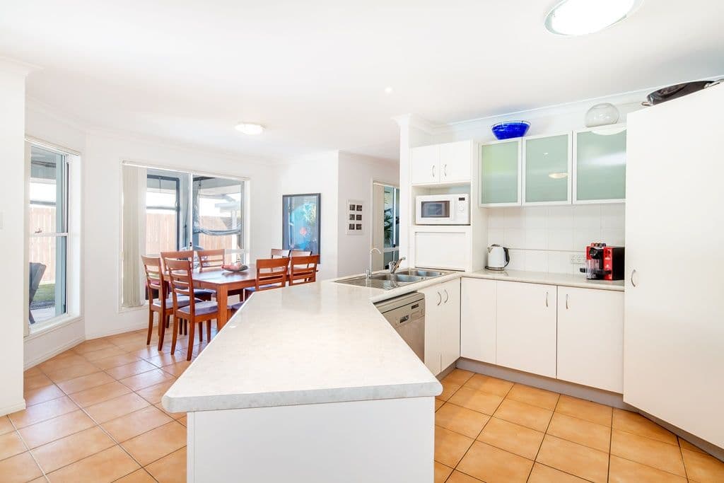 3 Latimer Crescent, SIPPY DOWNS QLD 4556, Sippy Downs - Thumbnail 7