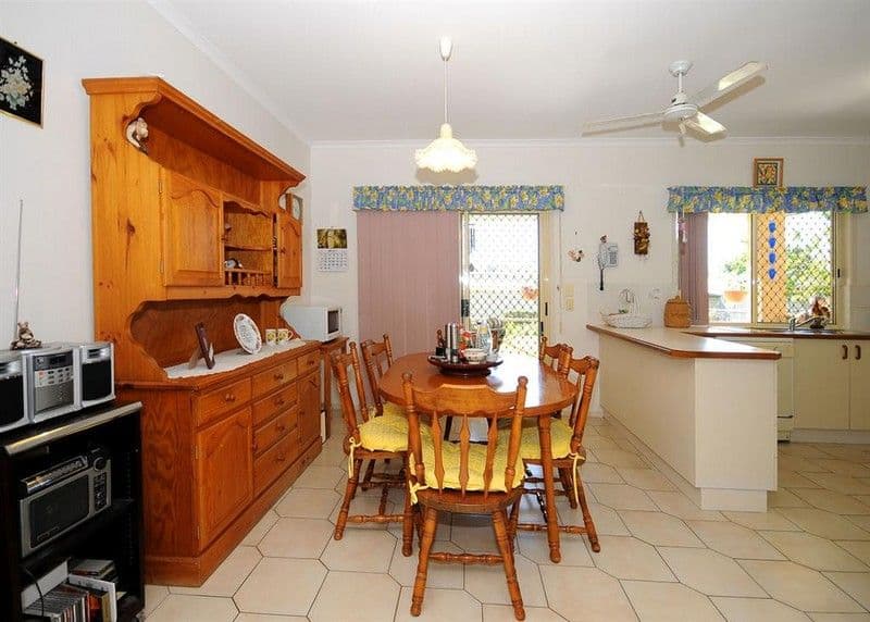 141 Hammond Street, URANGAN QLD 4655, Urangan - Thumbnail 5
