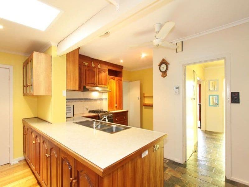 1 Poplar Avenue, ASHWOOD VIC 3147, Ashwood - Thumbnail 2