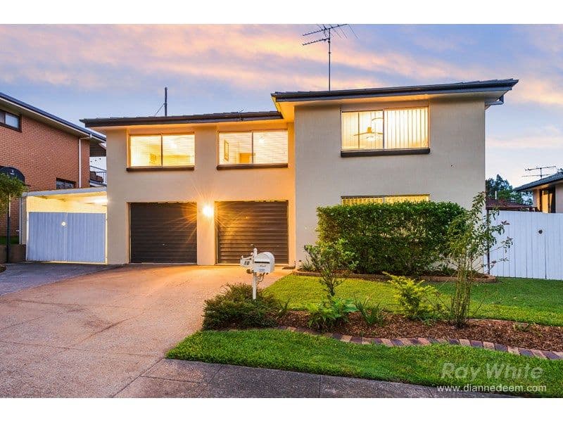 10 Redleaf Street, Mansfield QLD 4122, Mansfield - Image 1