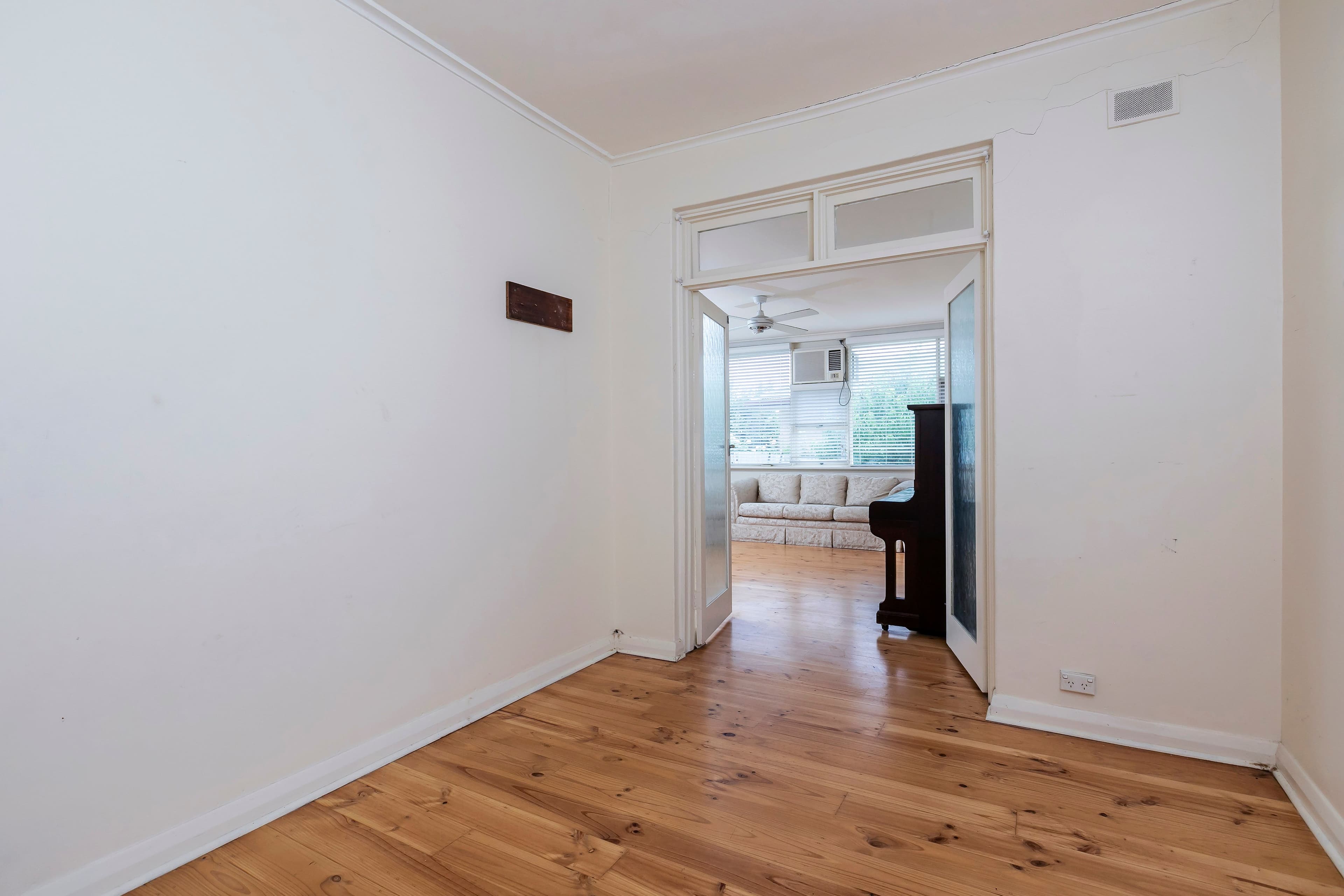 3 Bowyer Crescent, Cumberland Park SA 5041, Cumberland Park - Thumbnail 4