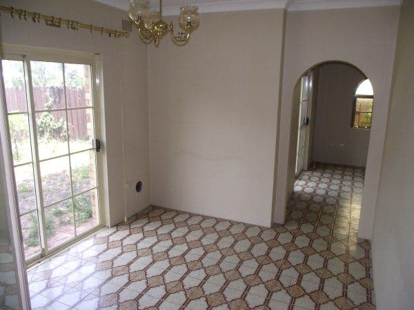 12 Silverwater Crescent, LANSVALE NSW 2166, Lansvale - Thumbnail 4