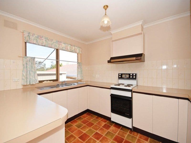 6 CRESTWAY, Lilydale VIC 3140, Lilydale - Thumbnail 3