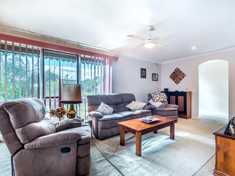 4 Kilmuir Place, Melton West VIC 3337, Melton West - Thumbnail 4