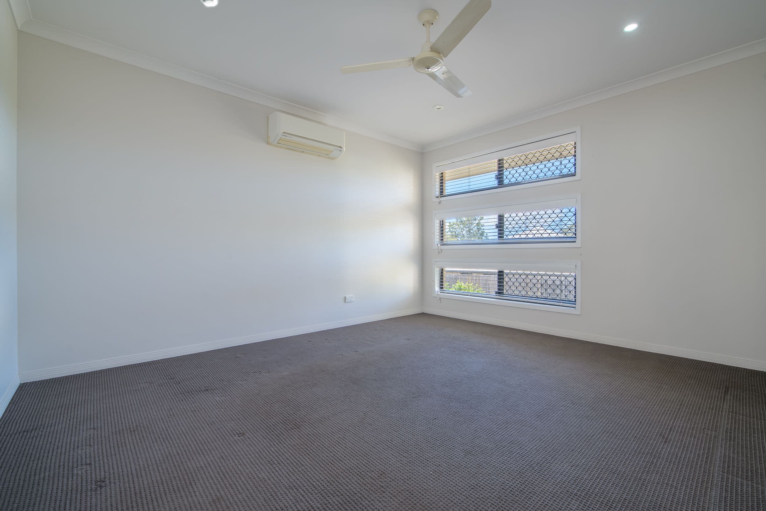 16 Iris Road, Kirkwood QLD 4680, Kirkwood - Thumbnail 5