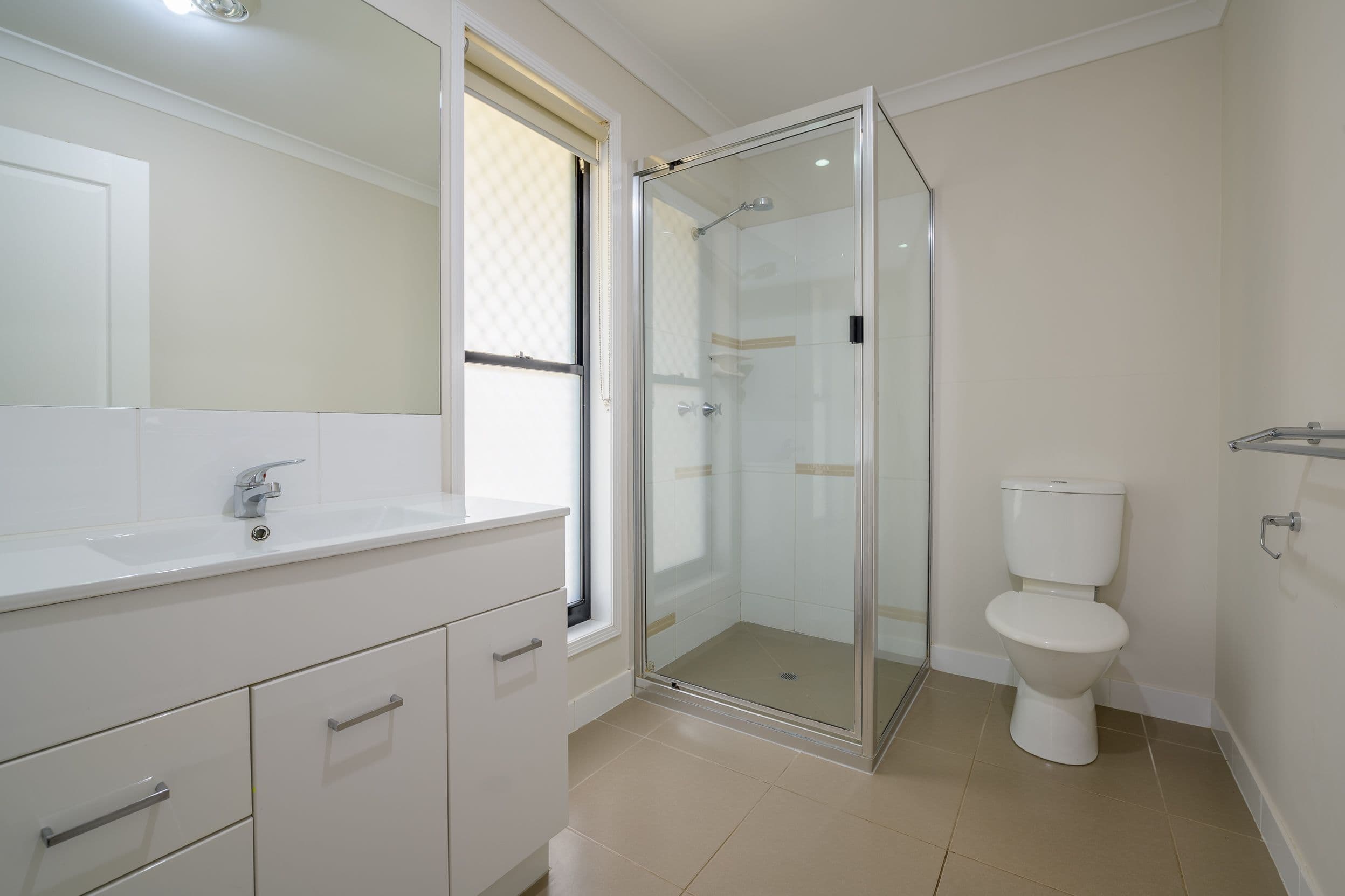 16 Iris Road, Kirkwood QLD 4680, Kirkwood - Thumbnail 7