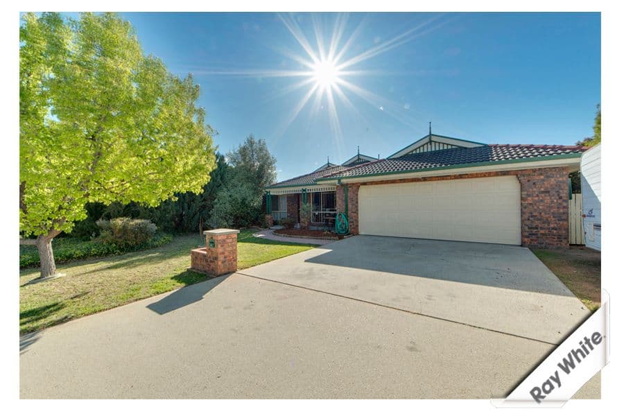 7 Towers Place, GORDON ACT 2906, Gordon - Image 1