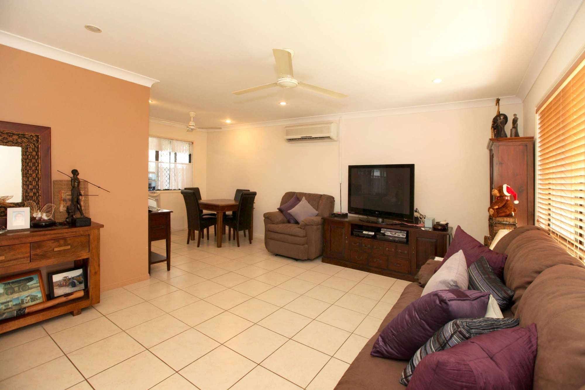 26 Fuji Court, MOUNT LOUISA QLD 4814, Mount Louisa - Thumbnail 6