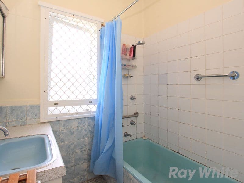 17 Connolly Street, KEDRON QLD 4031, Kedron - Thumbnail 8