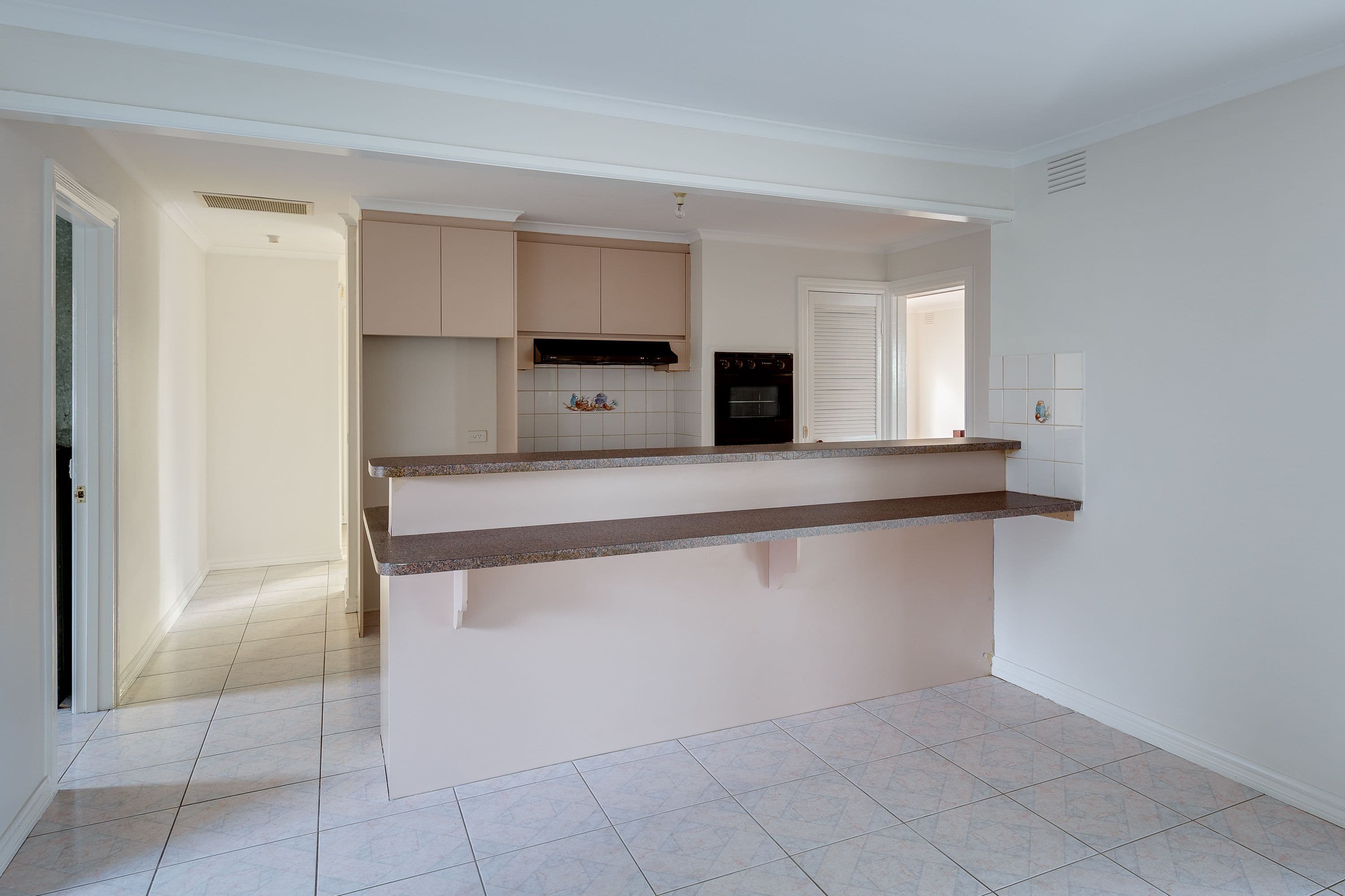 1 Yeadon Court, Epping VIC 3076, Epping - Thumbnail 3