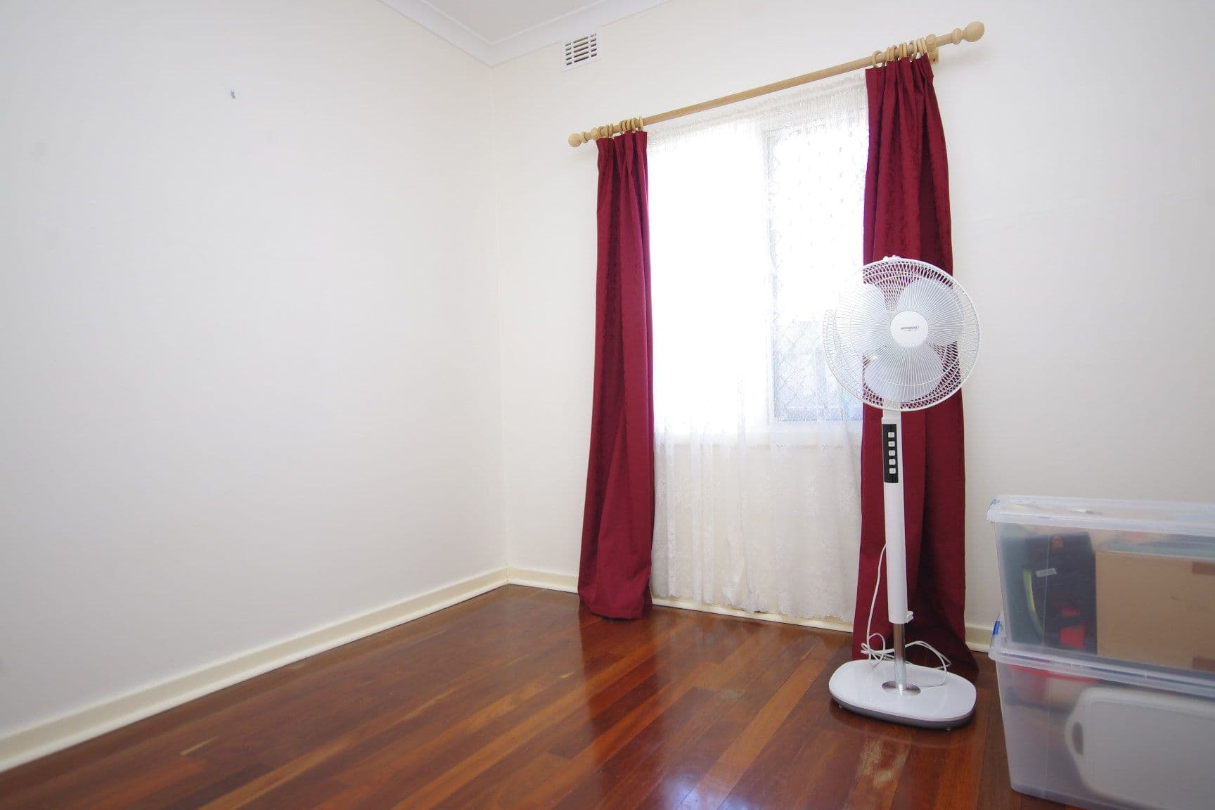 28 Furness Way, Koondoola WA 6064, Koondoola - Thumbnail 5