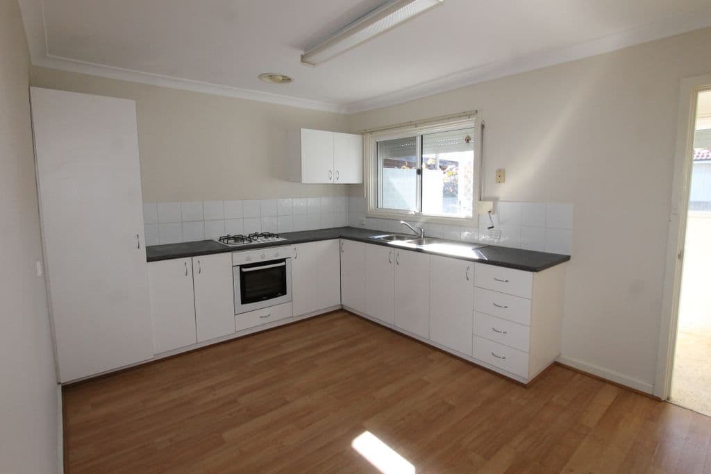 54A Hainsworth Avenue, Girrawheen WA 6064, Girrawheen - Thumbnail 4