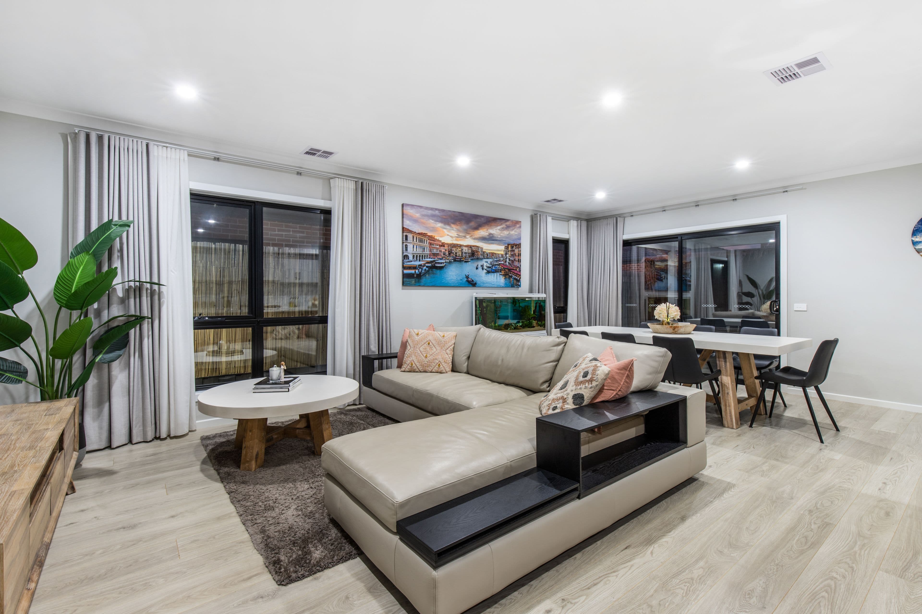 4 Broom Road, AINTREE VIC 3336, Aintree - Thumbnail 4