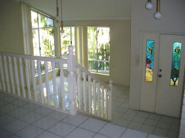 7 St Ives Court, ROCHEDALE SOUTH QLD 4123, Rochedale South - Thumbnail 2