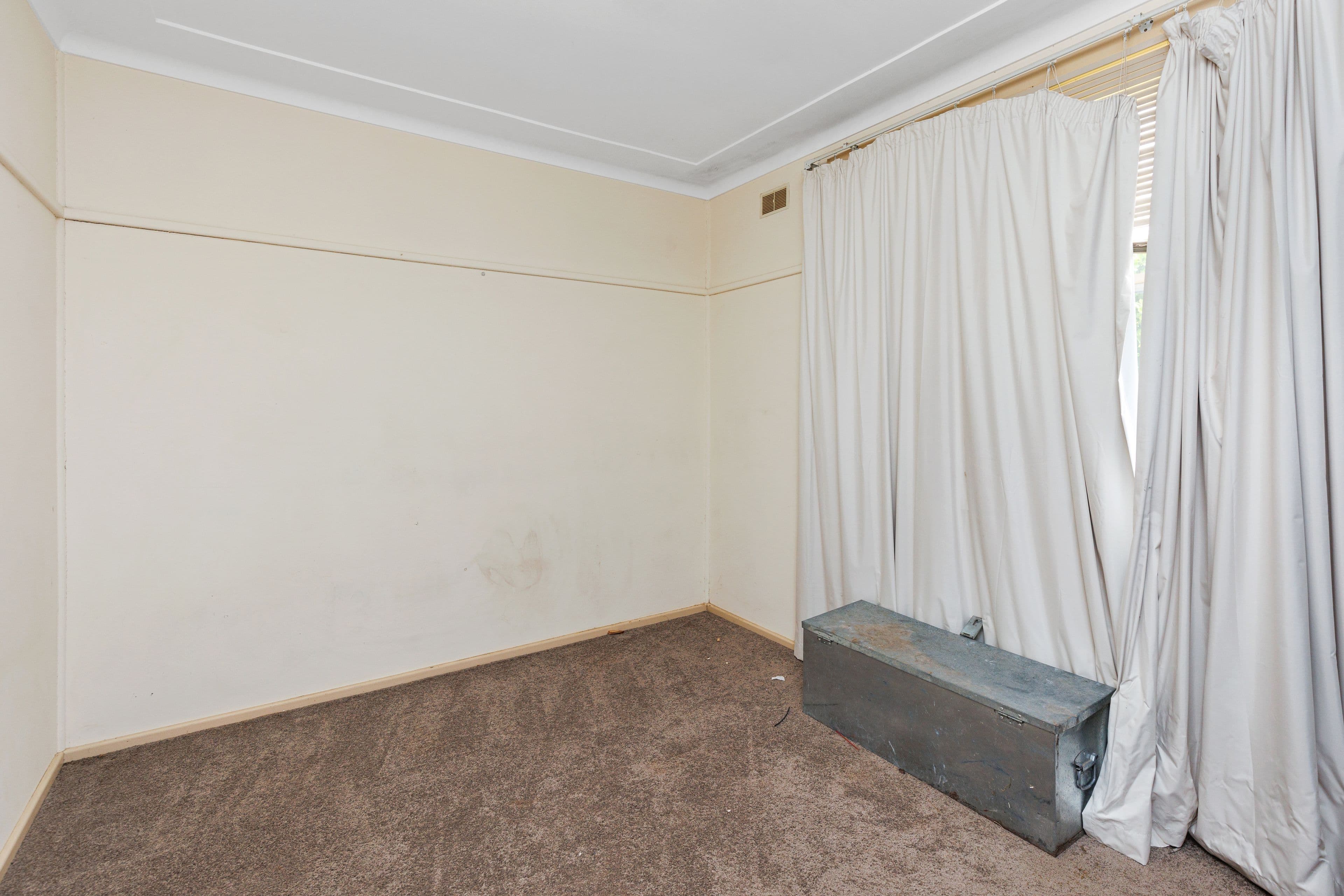 23 Anzac Avenue, Junee NSW 2663, Junee - Thumbnail 7