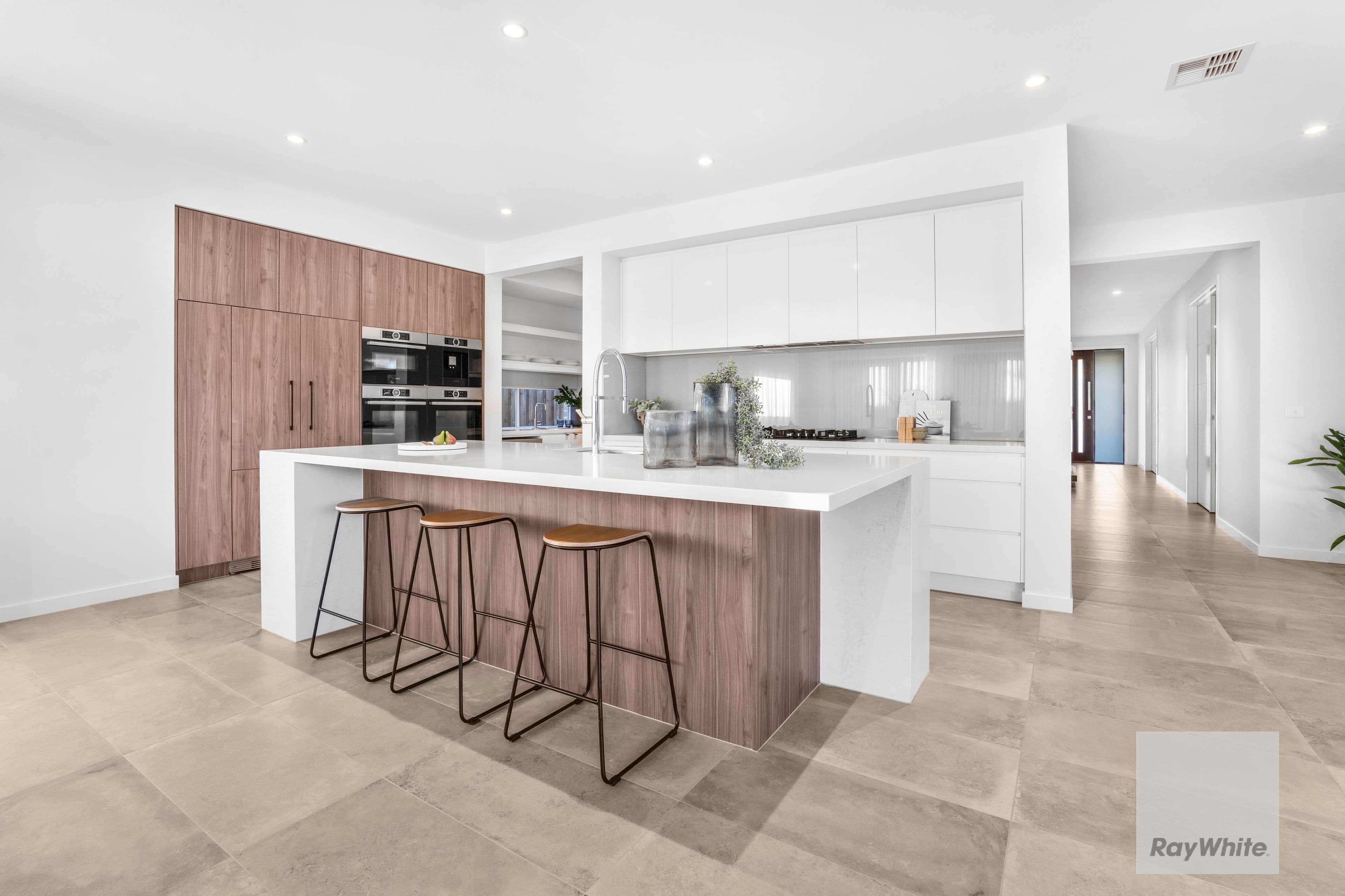 6 Wireless Drive, AINTREE VIC 3336, Aintree - Thumbnail 2