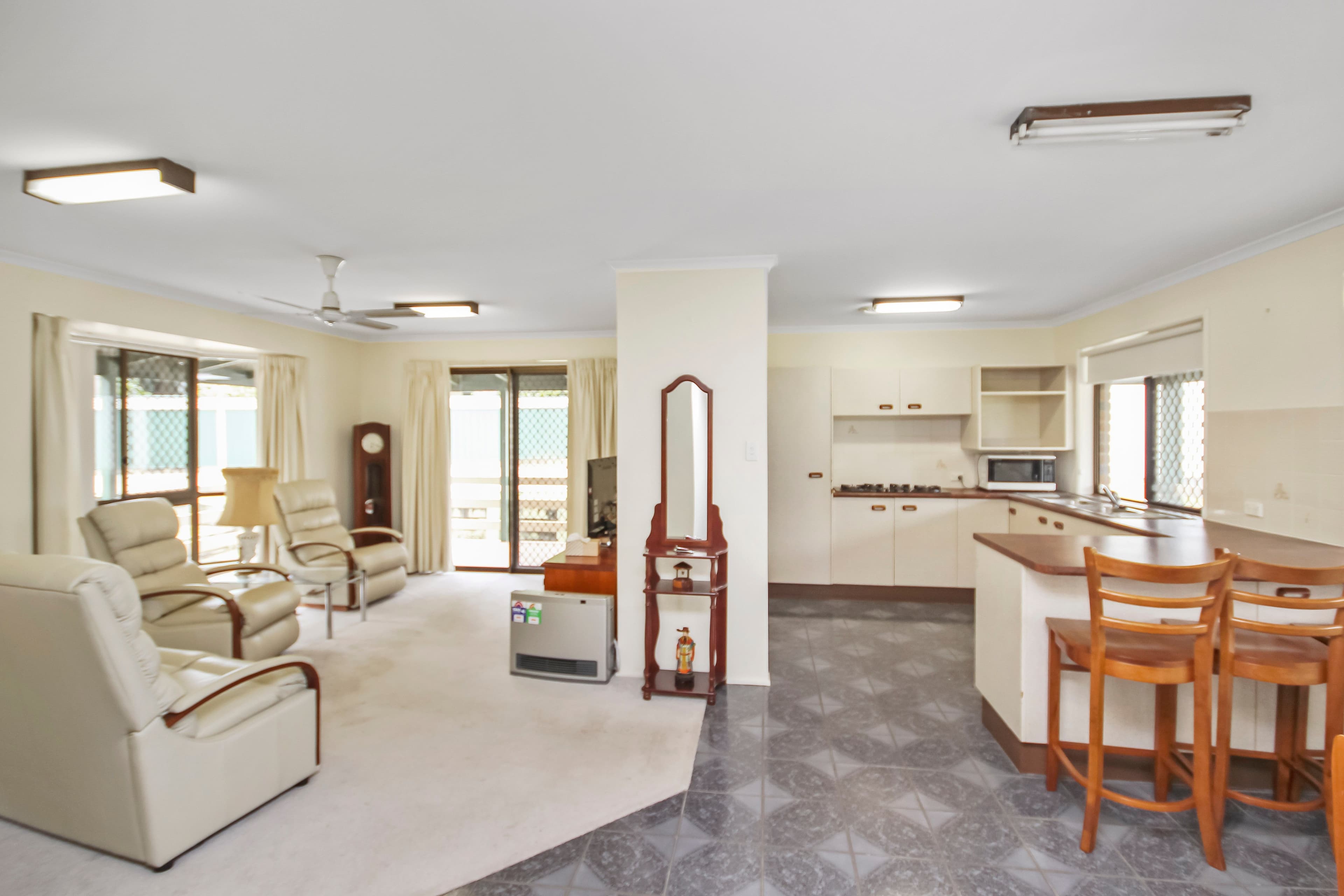 3 Byron Court, Beerburrum QLD 4517, Beerburrum - Thumbnail 4